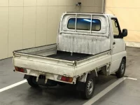 Nissan CLIPPER TRUCK лот № 1014 оценка 3.5  с аукциона в Японии 3