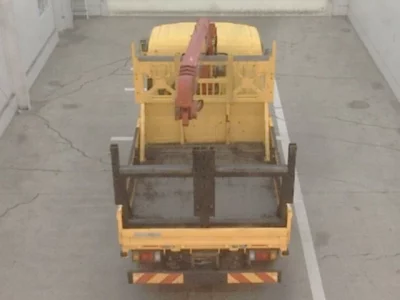Isuzu ELF  с аукциона в Японии