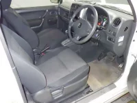 Suzuki JIMNY SIERRA лот № 748 оценка 3.5  с аукциона в Японии 2