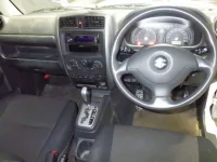 Suzuki JIMNY SIERRA лот № 748 оценка 3.5  с аукциона в Японии 3