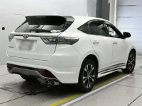 Toyota HARRIER лот № 30099 оценка 3.5  с аукциона в Японии 1
