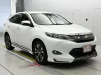 Toyota HARRIER лот № 30099 оценка 3.5  с аукциона в Японии 4