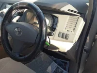 Toyota ISIS лот № 90205 оценка 3  с аукциона в Японии 8