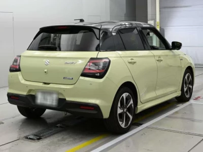 Suzuki SWIFT  с аукциона в Японии