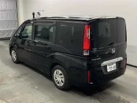 Honda STEP WAGON лот № 70026 оценка 4  с аукциона в Японии 1