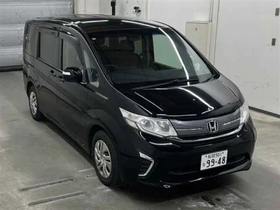 Honda STEP WAGON  с аукциона в Японии