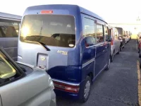 Daihatsu Atrai Wagon лот № 211 оценка R  с аукциона в Японии 4