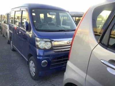 Daihatsu Atrai Wagon  с аукциона в Японии