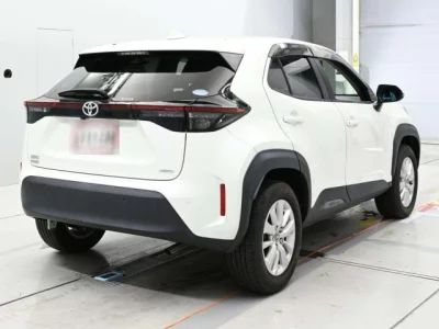 Toyota YARIS CROSS  с аукциона в Японии