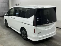 Nissan SERENA лот № 20276 оценка 4  с аукциона в Японии 1
