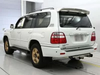 Toyota LAND CRUISER лот № 33236 оценка RA  с аукциона в Японии 5