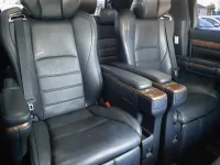 Toyota VELLFIRE лот № 30111 оценка 4  с аукциона в Японии 10