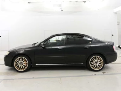 Subaru LEGACY B4  с аукциона в Японии
