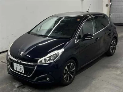 Peugeot 208  с аукциона в Японии
