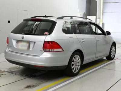 Volkswagen GOLF VARIANT  с аукциона в Японии