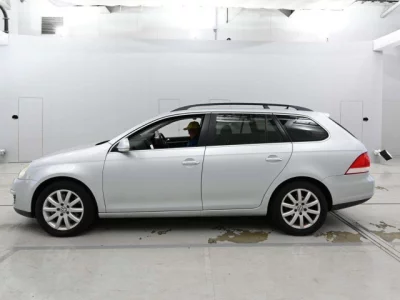 Volkswagen GOLF VARIANT  с аукциона в Японии