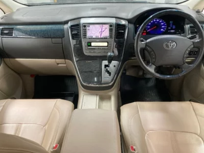 Toyota ALPHARD  с аукциона в Японии