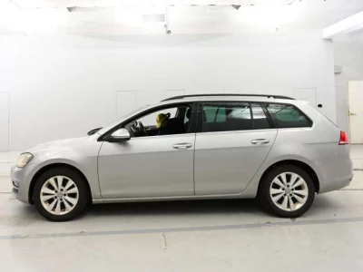 Volkswagen GOLF VARIANT  с аукциона в Японии