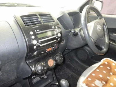 Toyota IST  с аукциона в Японии