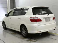 Toyota IPSUM лот № 90254 оценка 3  с аукциона в Японии 5