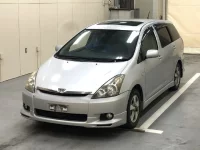 Toyota WISH лот № 1061 оценка 3.5  с аукциона в Японии 2
