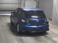 Mazda AXELA лот № 2018 оценка 3.5  с аукциона в Японии 4