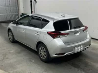 Toyota AURIS лот № 20306 оценка R  с аукциона в Японии 1