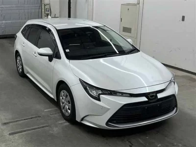 Toyota COROLLA TOURING  с аукциона в Японии