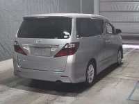 Toyota ALPHARD лот № 2022 оценка 3.5  с аукциона в Японии 1