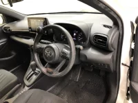 Toyota YARIS лот № 2311 оценка R  с аукциона в Японии 5