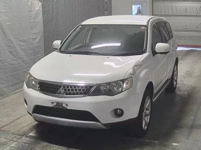Mitsubishi OUTLANDER  с аукциона в Японии