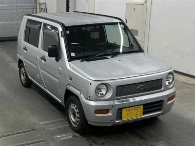 Daihatsu NAKED