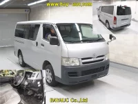 Toyota REGIUS ACE VAN лот № 30002 оценка 3.5  с аукциона в Японии 3