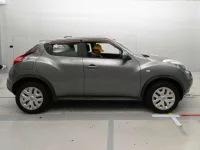 Nissan JUKE лот № 30162 оценка 3.5  с аукциона в Японии 2