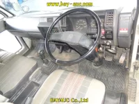 Isuzu ELF лот № 30009 оценка R  с аукциона в Японии 2