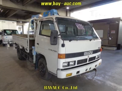 Isuzu ELF  с аукциона в Японии
