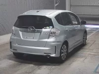 Honda FIT лот № 2049 оценка R  с аукциона в Японии 1