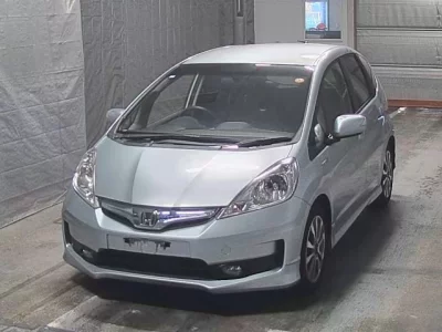Honda FIT  с аукциона в Японии