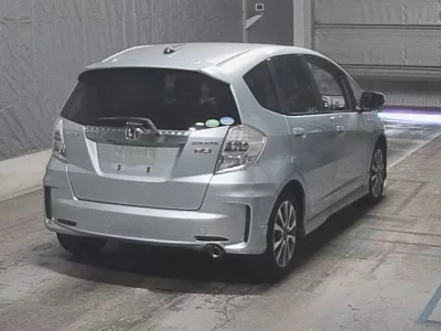 Honda FIT  с аукциона в Японии