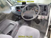 Isuzu ELF лот № 30010 оценка 3.5  с аукциона в Японии 2