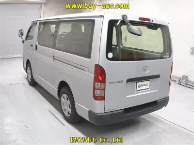 Toyota REGIUS ACE VAN  с аукциона в Японии