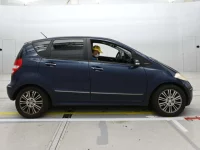 Mercedes-Benz A CLASS лот № 90313 оценка 3.5  с аукциона в Японии 2