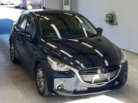 Mazda DEMIO лот № 3021 оценка 4  с аукциона в Японии 3