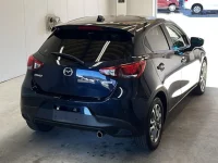 Mazda DEMIO лот № 3021 оценка 4  с аукциона в Японии 1