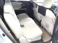 Toyota WISH лот № 8042 оценка 3.5  с аукциона в Японии 5