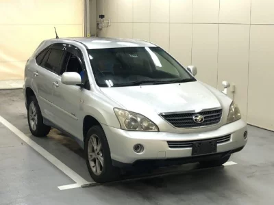 Toyota HARRIER  с аукциона в Японии