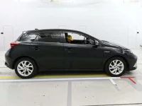 Toyota AURIS лот № 30182 оценка 3.5  с аукциона в Японии 2