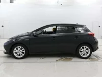 Toyota AURIS лот № 30182 оценка 3.5  с аукциона в Японии 3