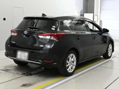 Toyota AURIS  с аукциона в Японии