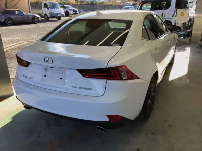 Lexus IS  с аукциона в Японии
